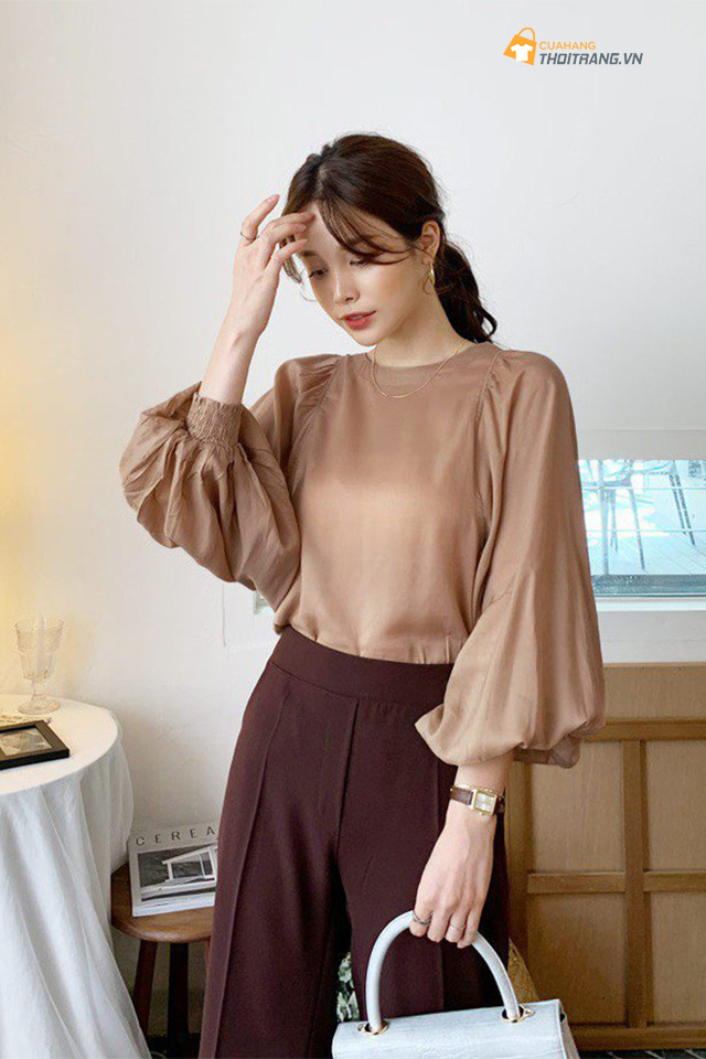 Áo blouse gam màu trung tính