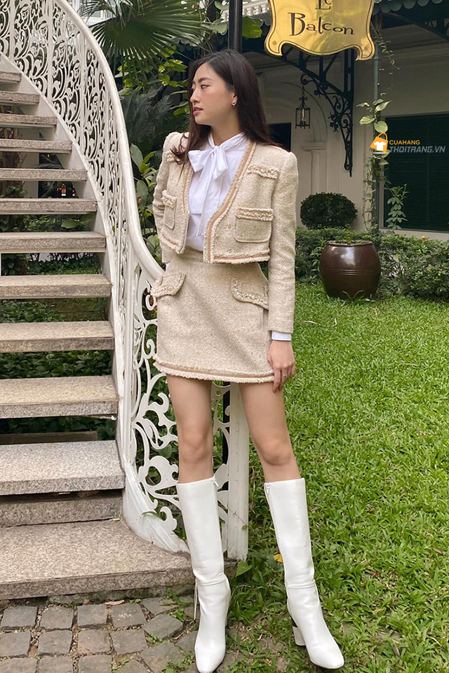 Set dạ tweed phối áo sơ mi cổ nơ trẻ trung