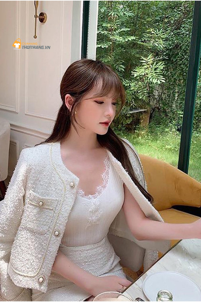 Set dạ vải tweed phối áo trắng ton-sur-ton