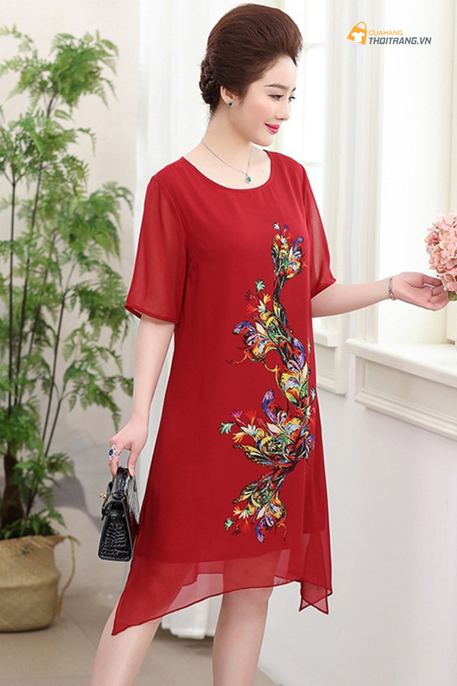 Đầm voan 2 lớp dáng suông màu đỏ quyến rũ cho quý cô công sở