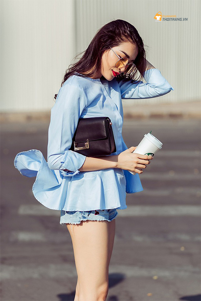 Áo blouse màu xanh pastel tươi mới