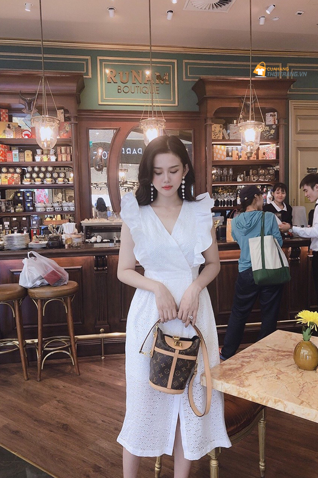 Váy trắng tay cánh tiên chiết eo tôn dáng